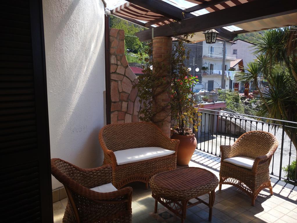Villa Le Giare Ospitalita Diffusa Аджерола Экстерьер фото